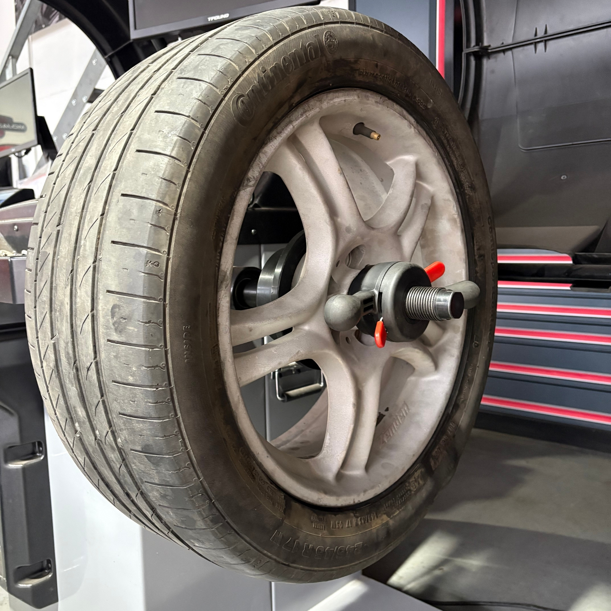 70BS-M36 - Rýchloupínacia matica na vyvažovačku 36x3 (4)